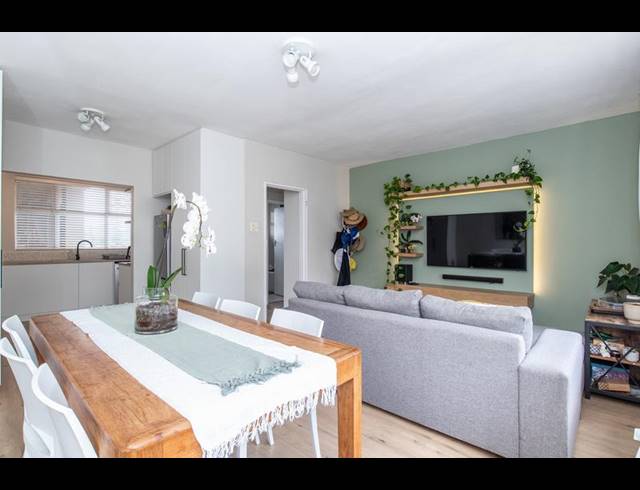 2 BEDROOM PROPERTY TO RENT IN WYNBERG UPPER